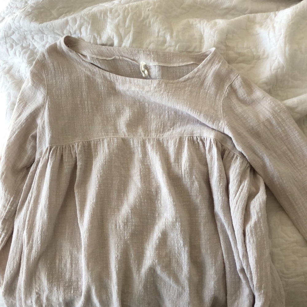 Beautiful flow-y blouse.